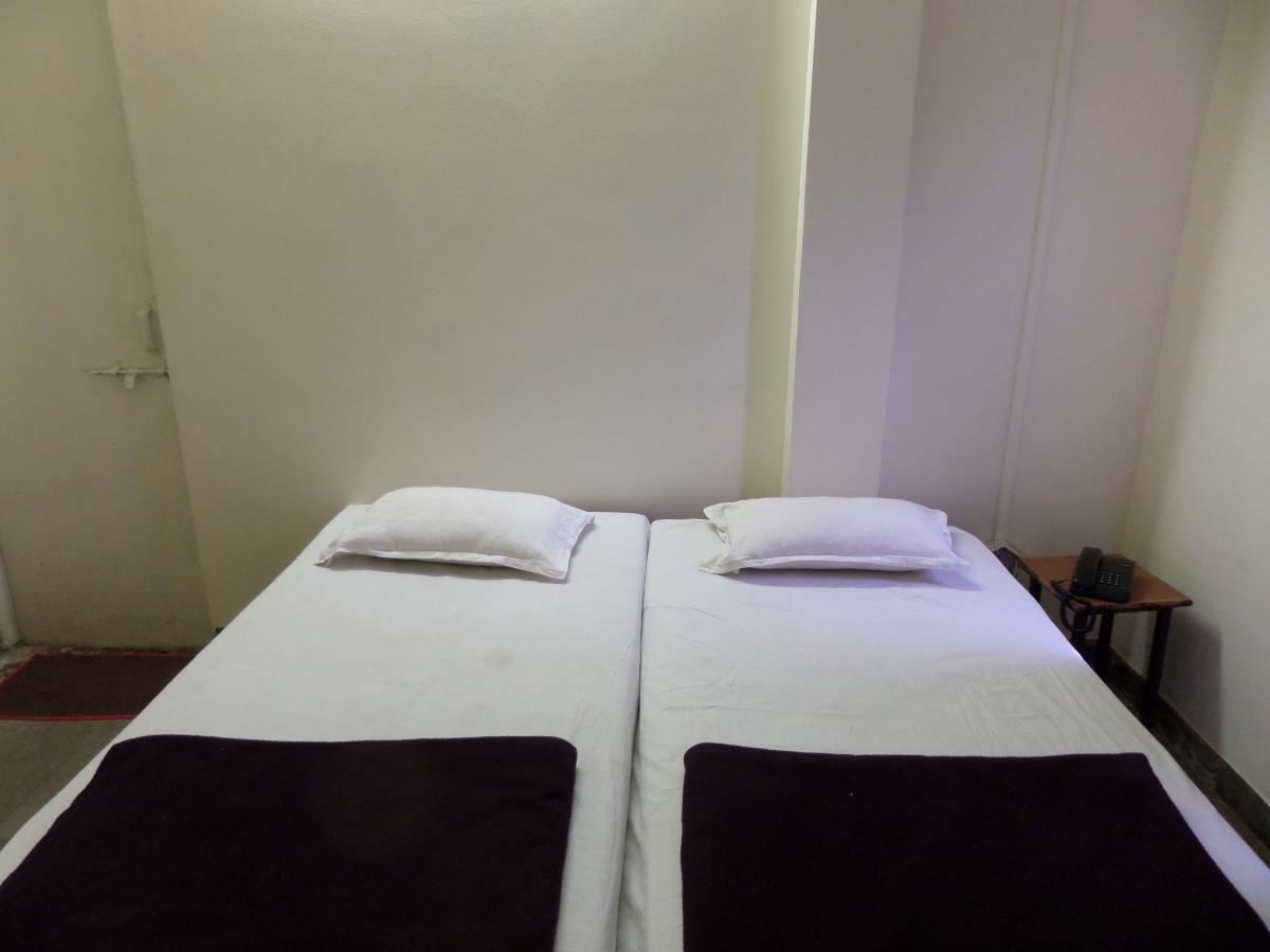 Parvat Lodge Ahmednagar Dış mekan fotoğraf