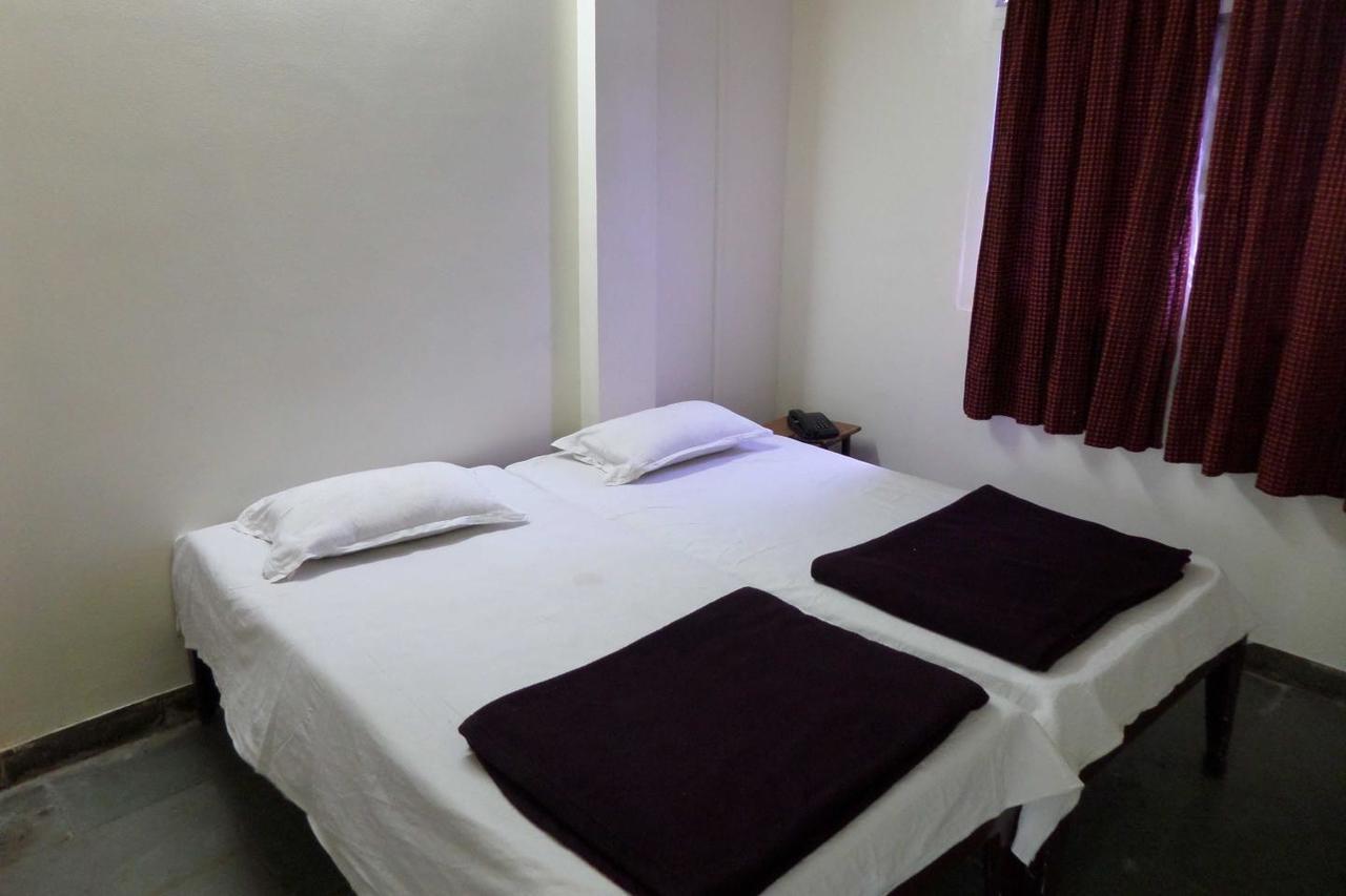 Parvat Lodge Ahmednagar Dış mekan fotoğraf